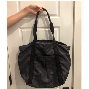 Lululemon Everyday Gym Bag